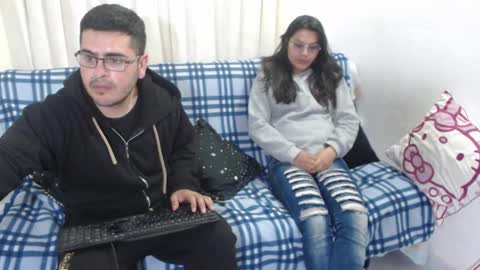 Snapshot of sweet_fantasy_couple chatting on 01-03-25, 12:22 sweet_fantasy_couple online show from 01-03-25, 12:22