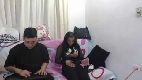 Snapshot of sweet_fantasy_couple chatting on 01-27-25, 12:01 sweet_fantasy_couple online show from 01-27-25, 12:01