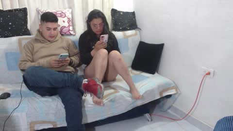 Snapshot of sweet_fantasy_couple chatting on 09-21-25, 03:13 sweet_fantasy_couple online show from 09-21-25, 03:13