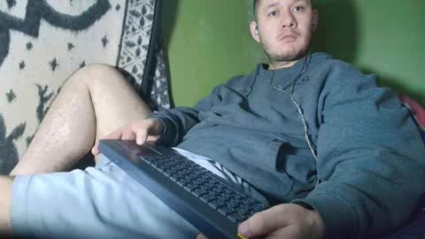 sweet_guy36 online show from 10-11-25, 03:17
