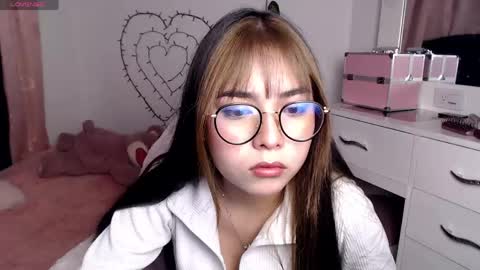 Hannah online show from 04-23-26, 02:24