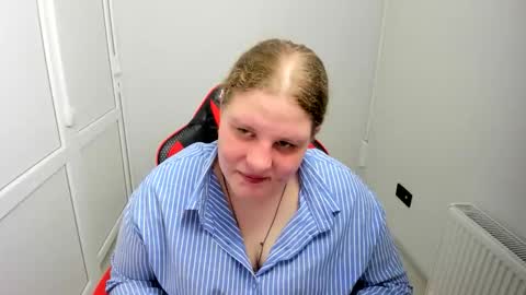 Snapshot of sweet_karla_la chatting on 05-18-26, 07:36 Karla online show from 05-18-26, 07:36