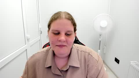 Karla online show from 07-19-26, 01:37