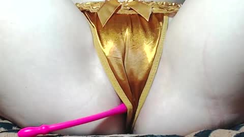 Kitten online show from 06-05-26, 10:32