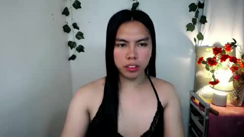 sweet_kyline69 online show from 10-05-25, 10:29