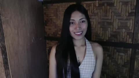 Snapshot of sweet_lady14 chatting on 06-05-26, 05:29 sweet_lady14 online show from 06-05-26, 05:29