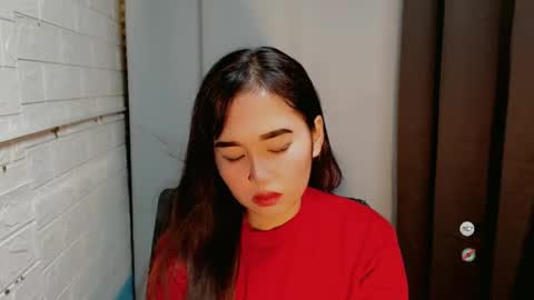 LAIKA online show from 12-16-24, 12:48