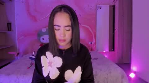 Lemarie online show from 12-02-25, 12:43