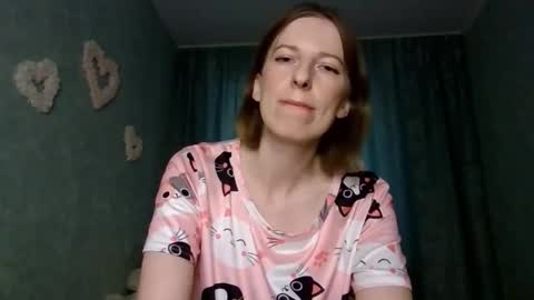 sweet_lilbunny online show from 09-11-25, 02:11