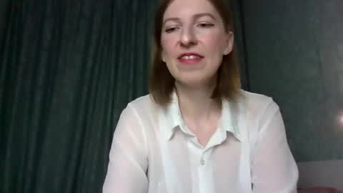 sweet_lilbunny online show from 11-30-25, 03:16