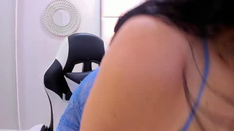 Snapshot of sweet_lucianaaa chatting on 09-12-25, 11:54 Luciana online show from 09-12-25, 11:54