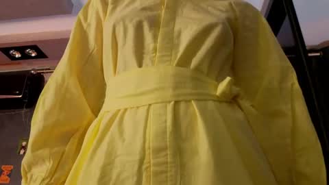 Snapshot of sweet_lynx chatting on 04-29-26, 04:33 Lana online show from 04-29-26, 04:33