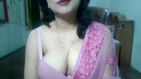 Snapshot of sweet_manisha chatting on 02-09-25, 06:43 sweet_manisha online show from 02-09-25, 06:43