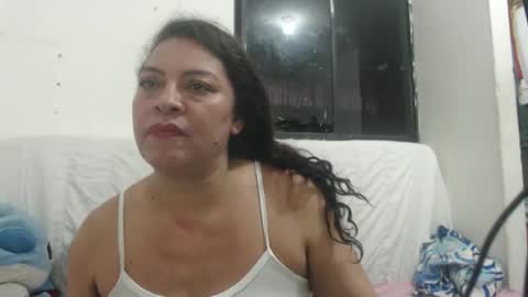 Snapshot of sweet_milf6969 chatting on 11-08-25, 10:48 sweet milf online show from 11-08-25, 10:48