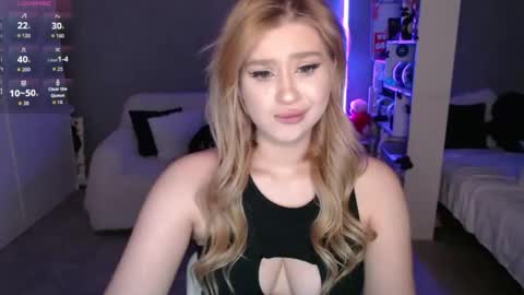 sweet_nicole_333 online show from 03-13-26, 01:29