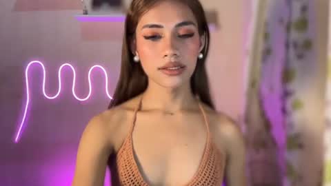 Snapshot of sweet_nikki03 chatting on 09-22-25, 03:03 sweet_nikki03 online show from 09-22-25, 03:03