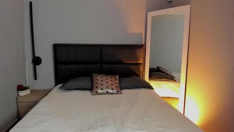 Sweet Obsession online show from 02-11-26, 12:43