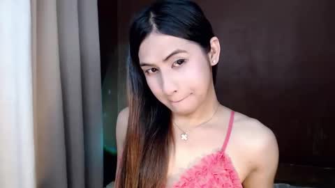sweet_paprikaxx online show from 06-01-26, 12:51
