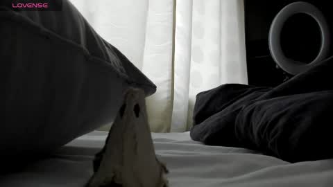 kira online show from 04-26-26, 02:26