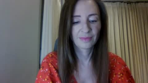 Snapshot of sweet_poeme chatting on 06-16-26, 12:19 sweet_poeme online show from 06-16-26, 12:19