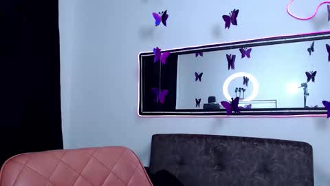 sweet_poison_666 online show from 12-04-25, 09:56