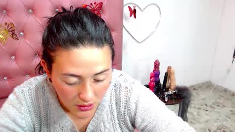 sweet_poison_666 online show from 02-11-26, 08:03