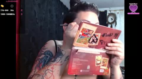 Snapshot of sweet_poison_666 chatting on 07-09-26, 10:47 sweet_poison_666 online show from 07-09-26, 10:47