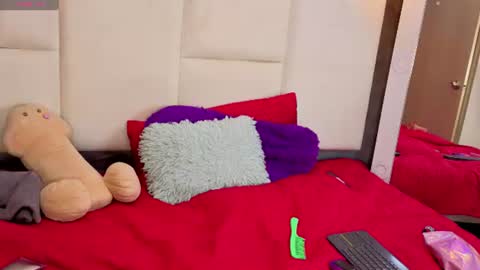 sweet_sam_lady online show from 07-24-26, 10:46