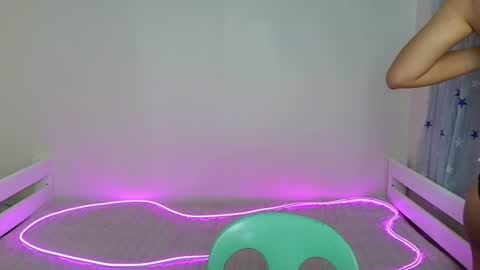 Snapshot of sweet_savii chatting on 07-17-26, 07:41 lovesavii online show from 07-17-26, 07:41