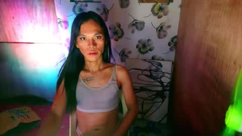 Snapshot of sweet_sexyzhiennexxx chatting on 11-24-25, 04:34 Zhienne online show from 11-24-25, 04:34