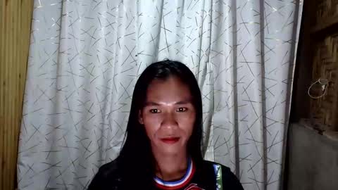 Snapshot of sweet_sexyzhiennexxx chatting on 12-15-25, 09:24 Zhienne online show from 12-15-25, 09:24