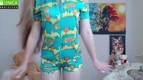 Jessika online show from 06-24-26, 12:04