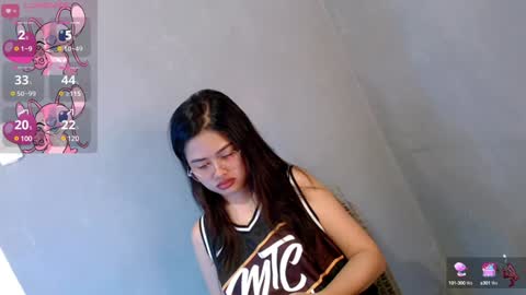 Snapshot of sweet_sirenxx chatting on 01-08-25, 11:32 Leah online show from 01-08-25, 11:32