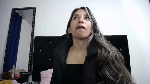 Snapshot of sweet_skylove_ chatting on 06-09-26, 12:11 Adriana online show from 06-09-26, 12:11
