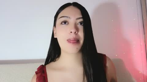 Snapshot of sweet_sophie_7 chatting on 07-06-26, 01:35 sweet_sophie_7 online show from 07-06-26, 01:35