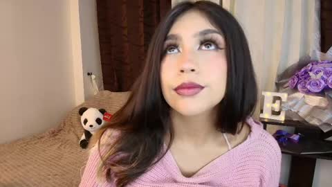 Snapshot of sweet_stephaniee chatting on 05-23-26, 06:23 online show from 05-23-26, 06:23