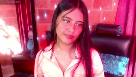 Snapshot of sweet_susy999 chatting on 02-21-25, 08:38 susy 222 online show from 02-21-25, 08:38