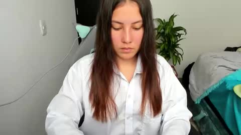     online show from 02-09-25, 03:12