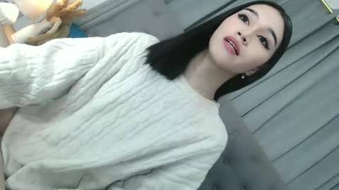 sweet_tatiana28 online show from 04-01-26, 11:00