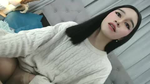 Snapshot of sweet_tatiana28 chatting on 06-17-26, 01:01 sweet_tatiana28 online show from 06-17-26, 01:01