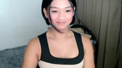 Snapshot of sweet_tenshi chatting on 07-02-26, 10:49 tenshi online show from 07-02-26, 10:49