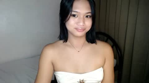 Snapshot of sweet_tenshi chatting on 07-15-26, 06:57 tenshi online show from 07-15-26, 06:57