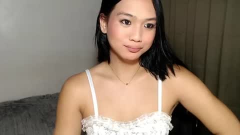 Snapshot of sweet_tenshi chatting on 07-22-26, 05:05 tenshi online show from 07-22-26, 05:05