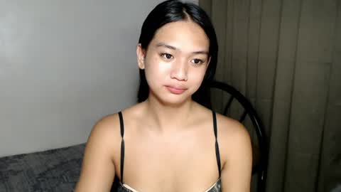 Snapshot of sweet_tenshi chatting on 07-25-26, 07:00 tenshi online show from 07-25-26, 07:00