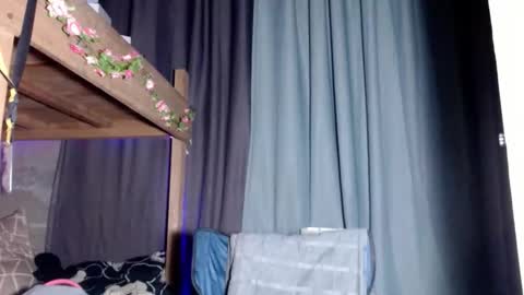 sweet_vell online show from 05-11-26, 08:06