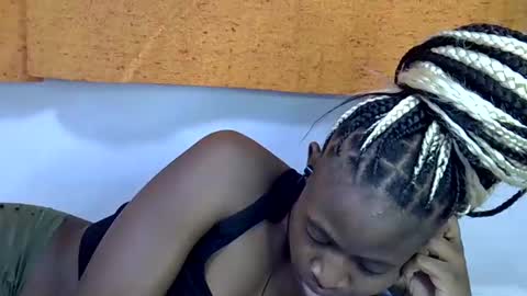 sweet_zarah online show from 02-06-26, 07:28