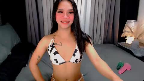 bea takashi  online show from 10-15-25, 02:39