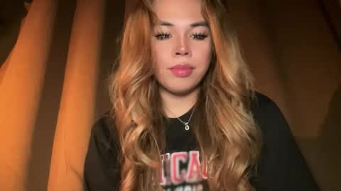 Snapshot of sweetalexa19 chatting on 03-20-26, 07:19 alexa your one and only queen online show from 03-20-26, 07:19