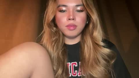 Snapshot of sweetalexa19 chatting on 03-25-26, 10:38 alexa your one and only queen online show from 03-25-26, 10:38