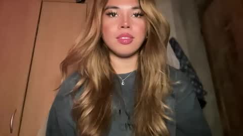 Snapshot of sweetalexa19 chatting on 04-03-26, 03:59 alexa your one and only queen online show from 04-03-26, 03:59